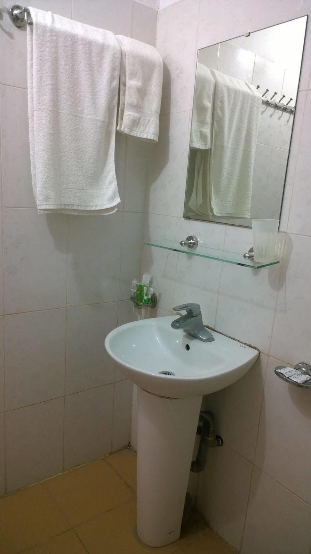 Aiq Hotel Ниньбинь Экстерьер фото